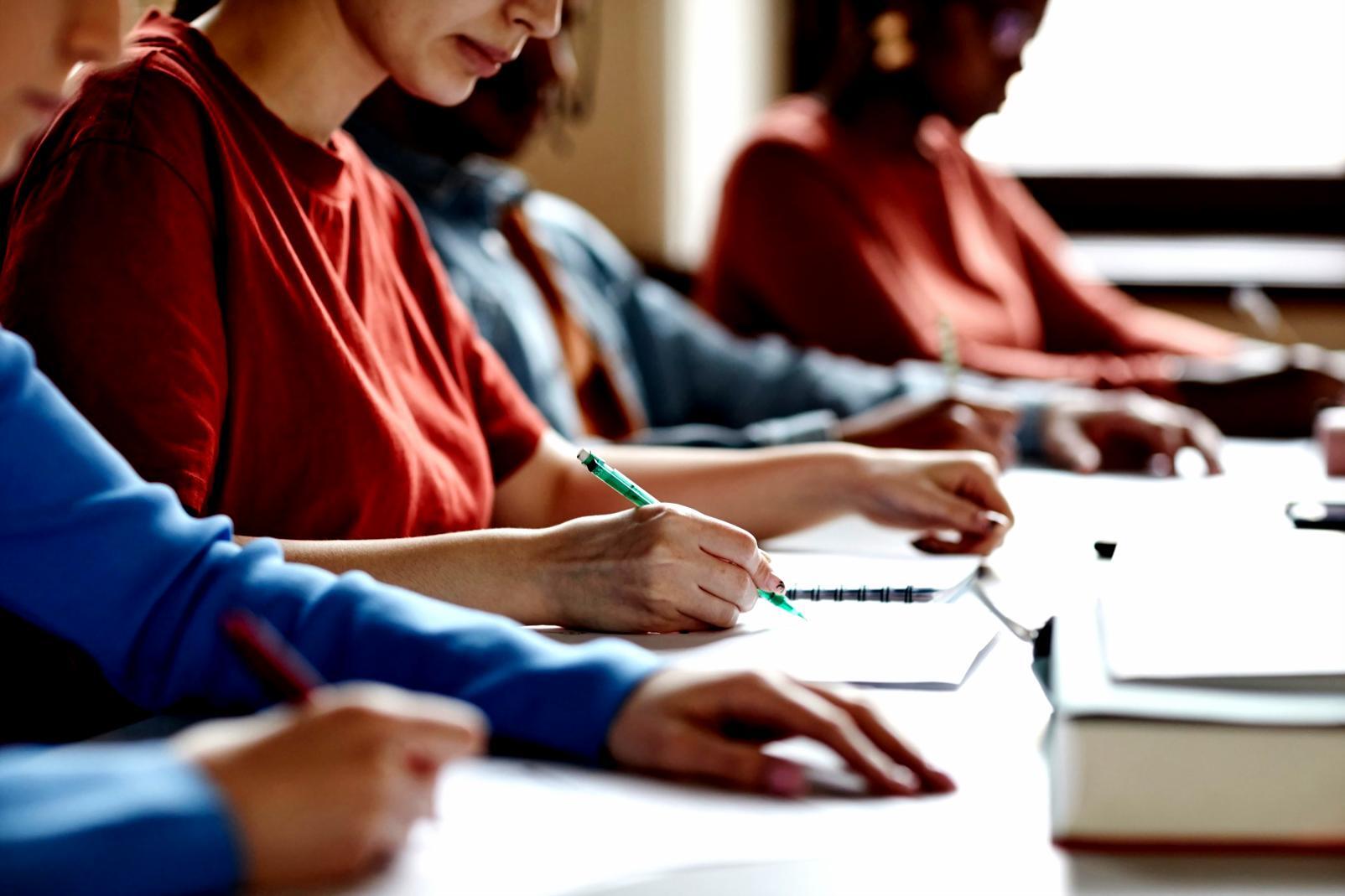 Sesiune live de budgetare săptămânală